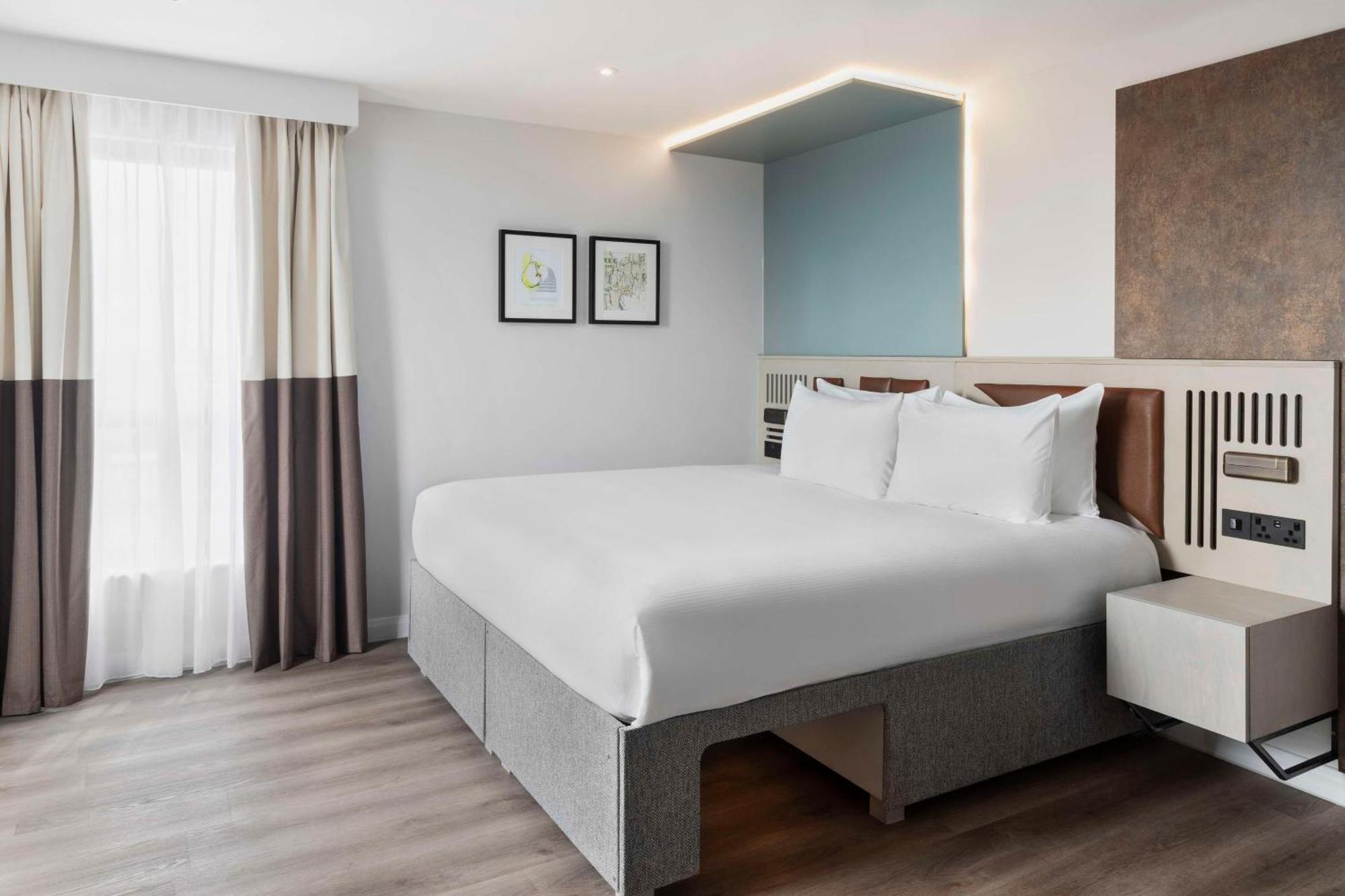 Spark By Hilton London 롬포드 외부 사진