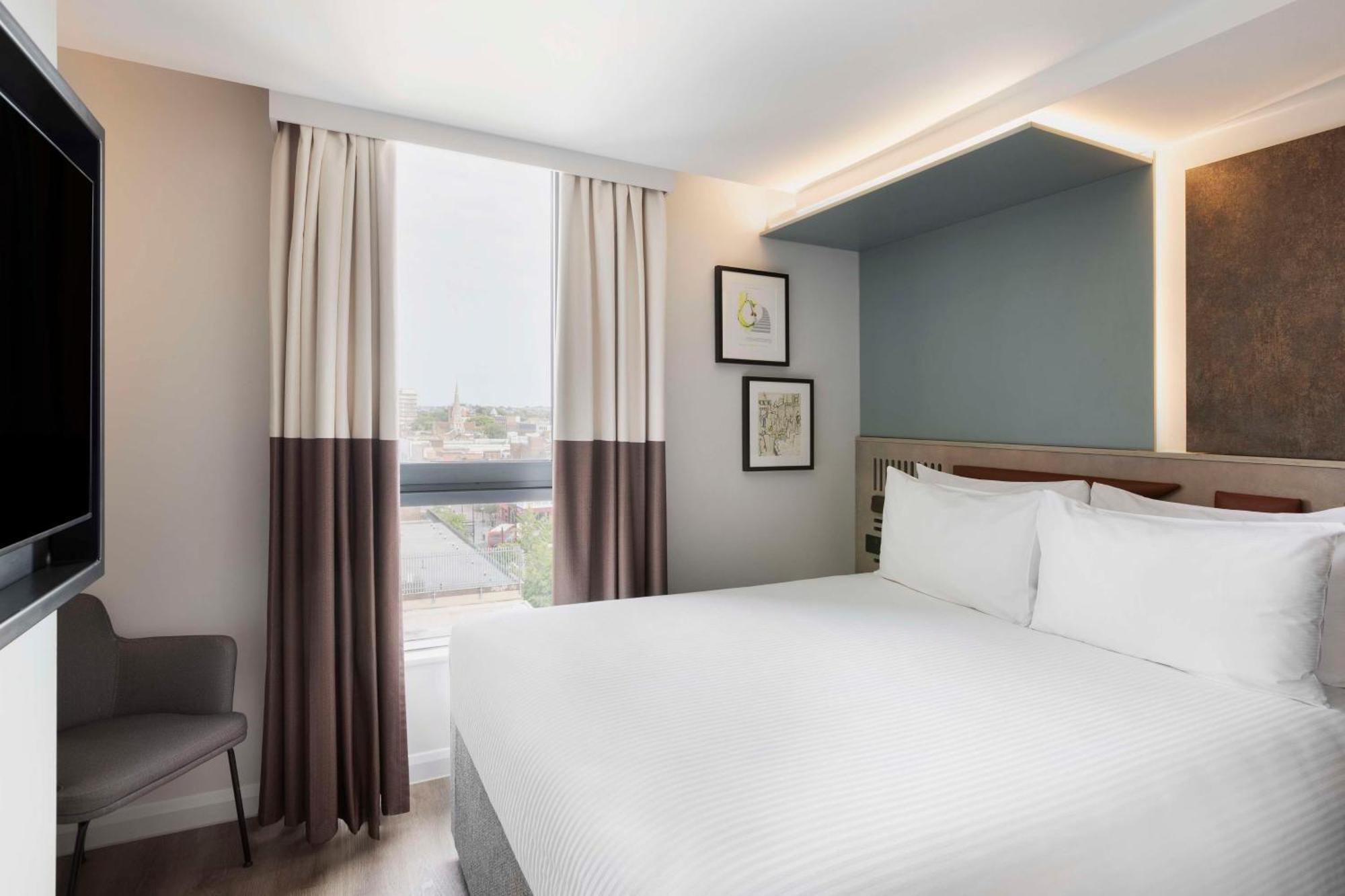 Spark By Hilton London 롬포드 외부 사진